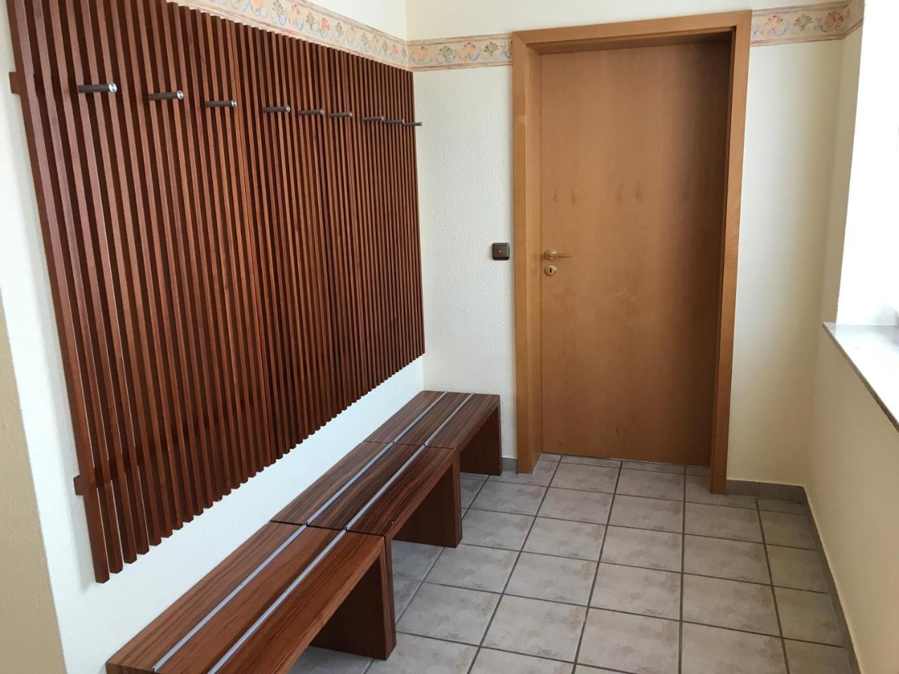 Hotel & Restaurant "Zur Linde" Spergau Екстериор снимка